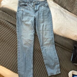 AE Stretch Mom Jeans - Women’s 8 Long - Light Blue Denim